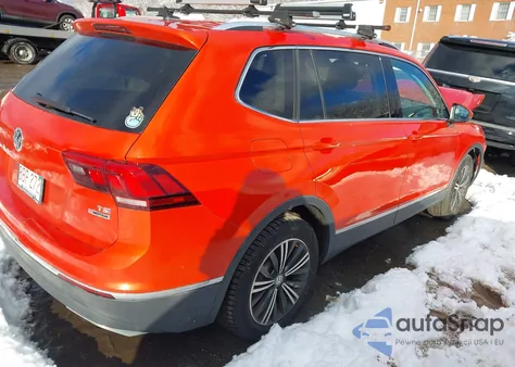 2018 Volkswagen Tiguan 2.0T Se/2.0T Sel z USA, uszkodzony, nr VIN 3VV2B7AX4JM058619
